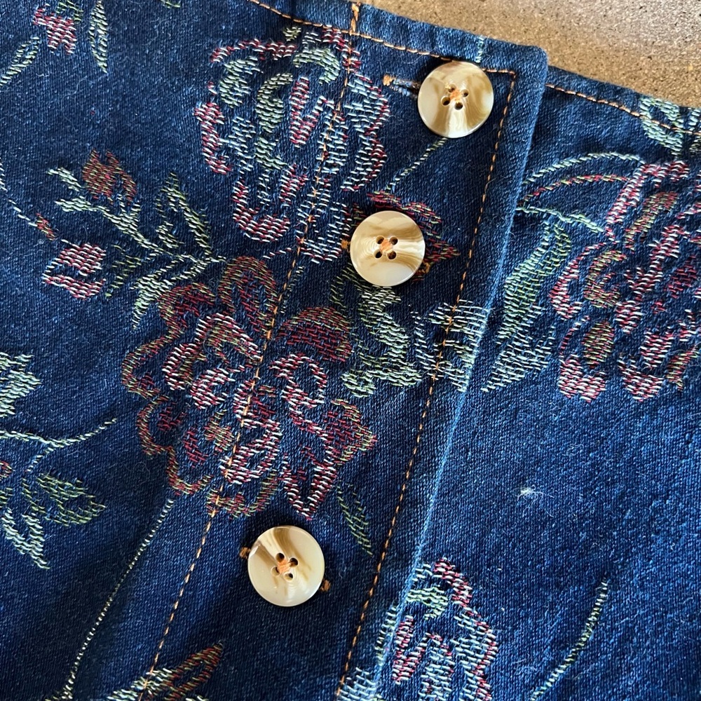 NWT Urban Outfitters Floral Jean Skirt